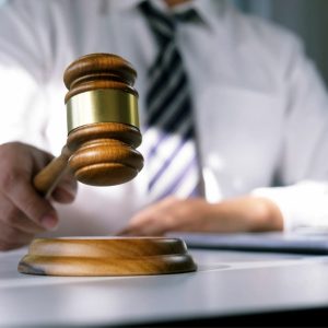 وظایف وکیل پایه یک دادگستری چیست؟